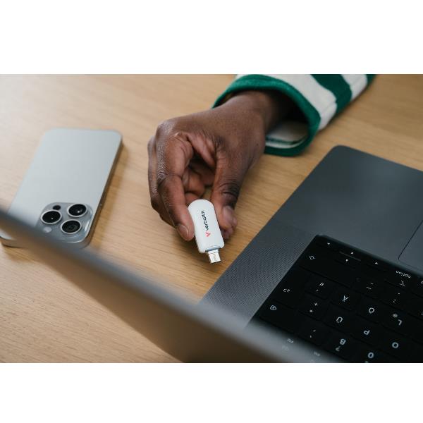 Chiavetta USB Verbatim Plectra 128GB USB-C Bianco 100MB/s - immagine 5