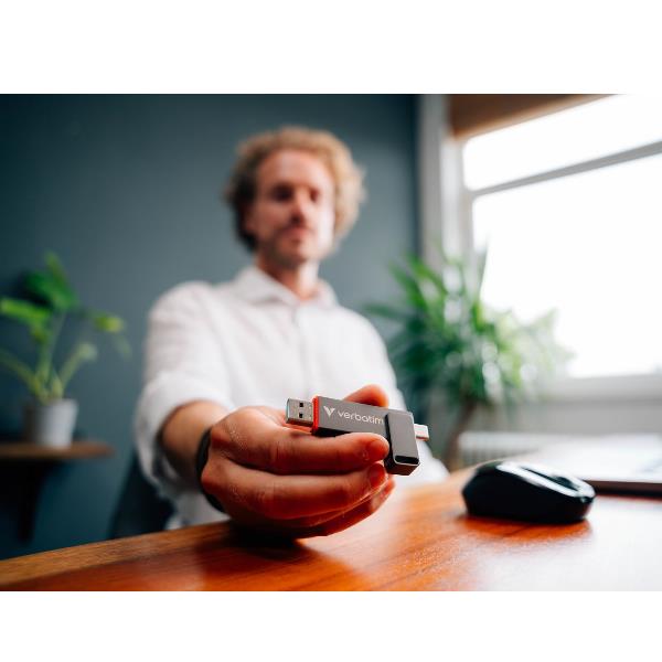 Chiavetta USB Verbatim Dual 256GB USB 3.2 e USB-C Grigio - immagine 5