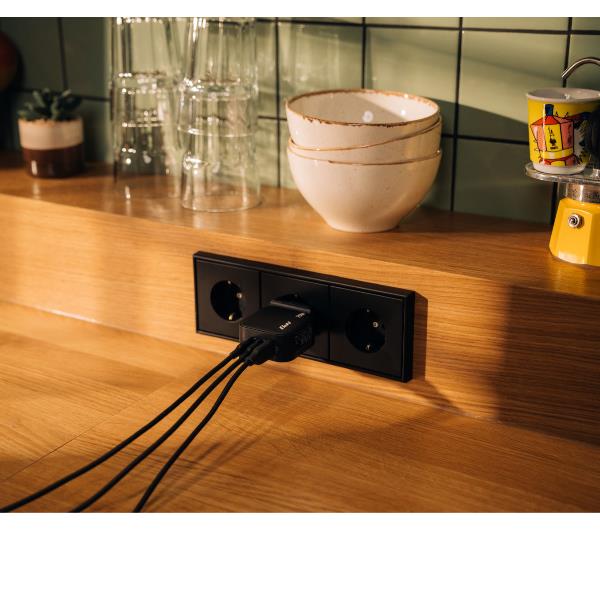 Caricatore Notebook Verbatim Mini GAN 3 Porte 70W Nero - immagine 7