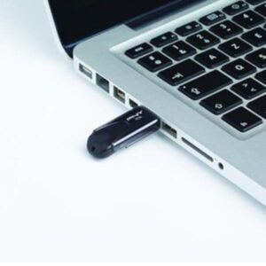 Chiavetta USB PNY Attaché 8GB USB 2.0 Nero