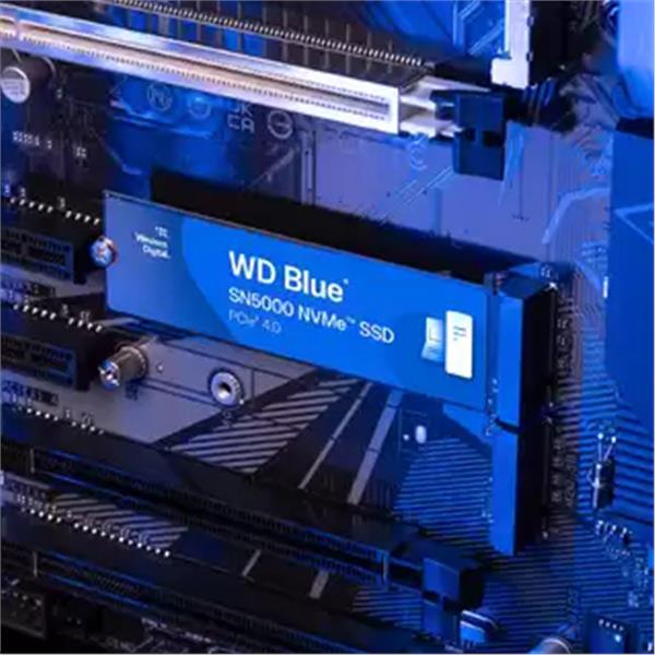 SSD Interno Sandisk WD Blue 2TB PCIe 4.0 NVMe M.2 5150 MBs - SKU: WDS200T4B0E - Immagine 2
